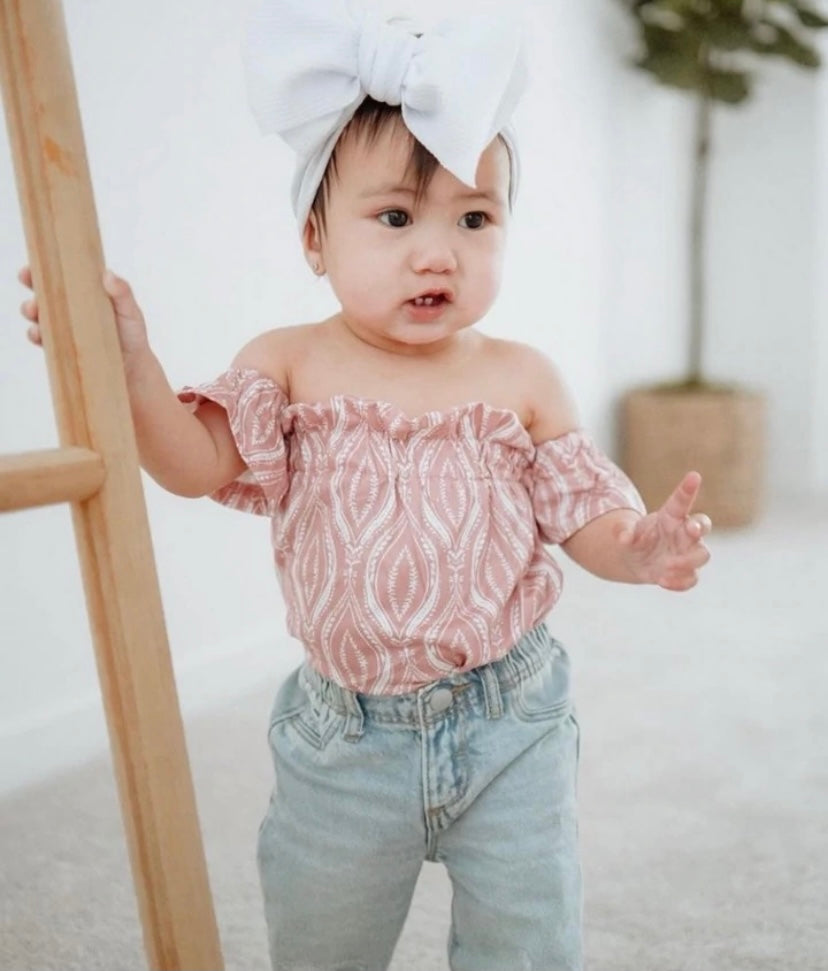 Kalanai Off Shoulder Onesie (Pink) - BEYOUtify Boutique