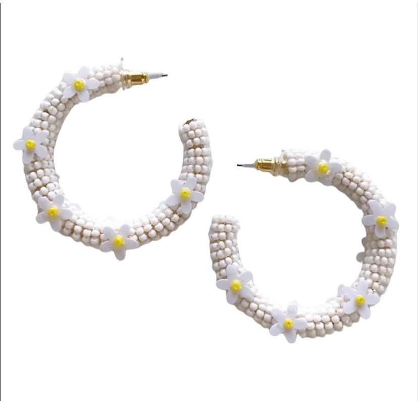 C & C Daisy Earrings - BEYOUtify Boutique