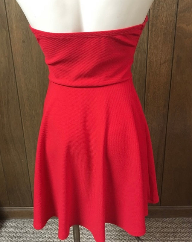 All Good Things Strapless Dress (Red) - BEYOUtify Boutique