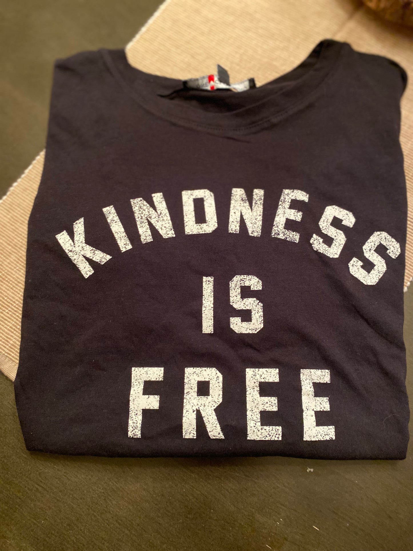 Kindness Is Free Tee - BEYOUtify Boutique 
